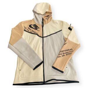 Nike Sportswear Tech Fleece Writing Graphic Mens Size Large Full-Zip Hoodie New